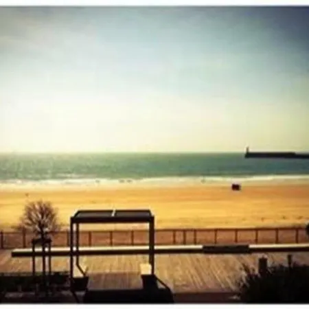 Apartament Emplacement Ideal Pour Ce Studio Proche Plage Et Commerces